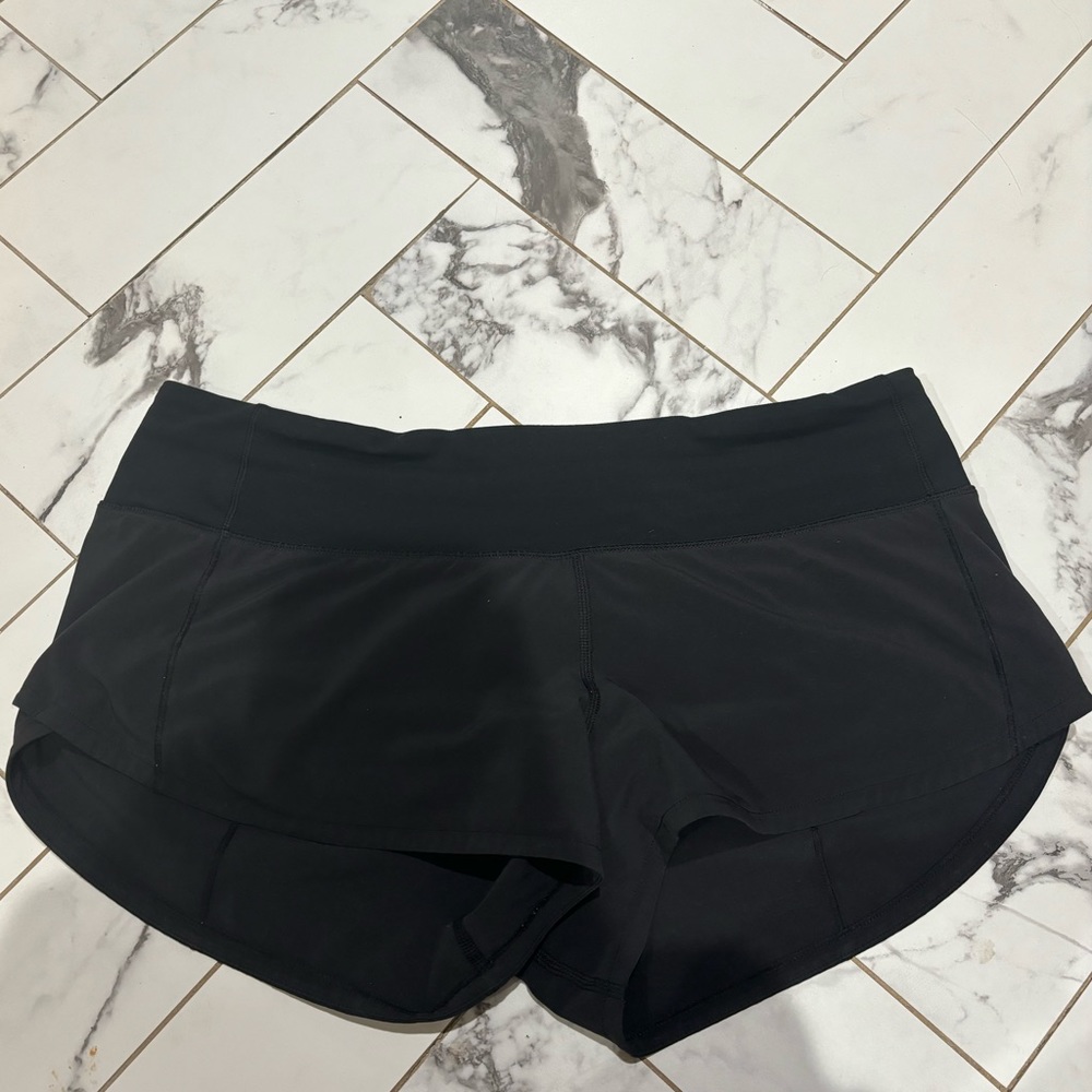 Black speed up lululemon shorts